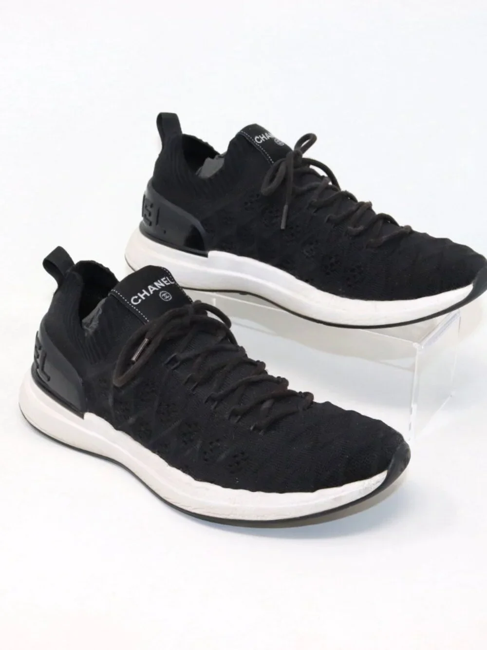 Chanel Tennies 39 Black Fabric Quilted Logo Matelasse Knit Sneakers - Picture 4 of 15